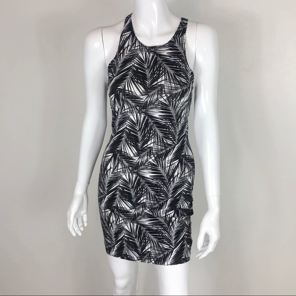 Victoria’s Secret Pink Dress Size M